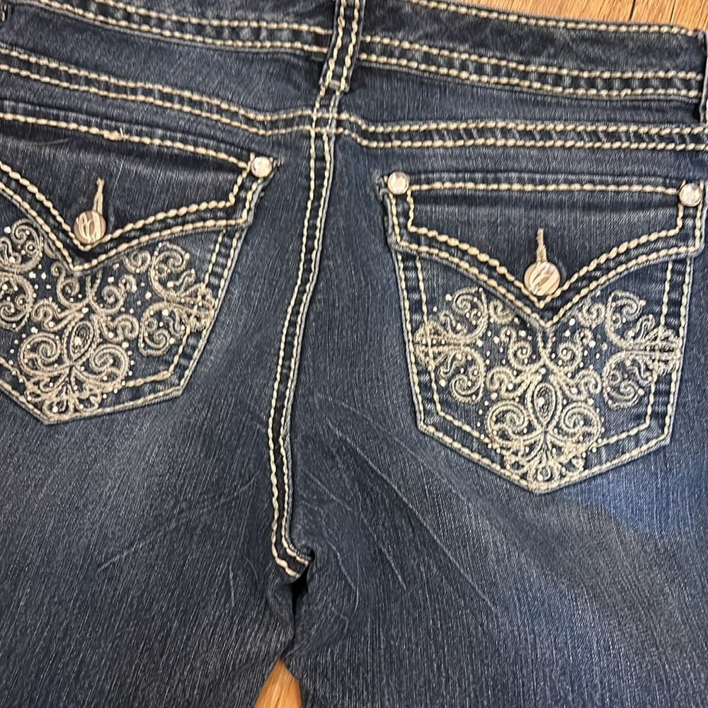 Nine West Women’s Capri? Jeans Embellished Size 4